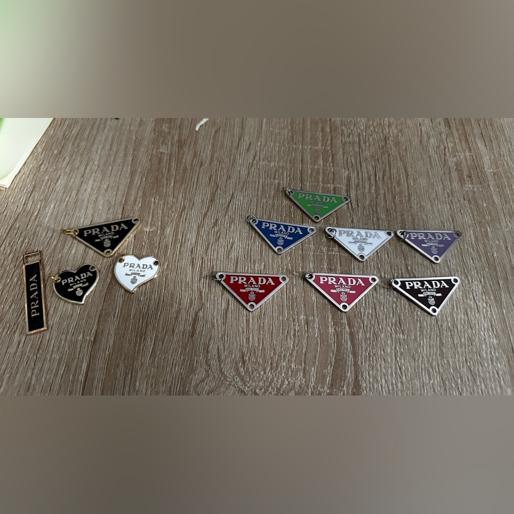 LIVE SHOW LISTING ONLY BUNDLE OF 3 PENDANTS - Picture 7 of 16